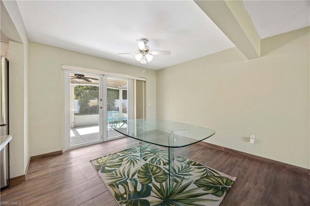 4656 Capri DR, Naples, FL 34103