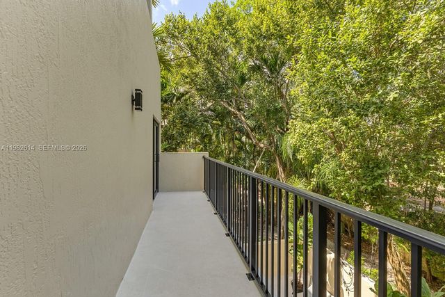 2400 Brickell Ave 103D, Miami, FL 33129