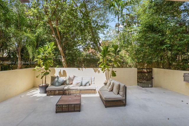 2400 Brickell Ave 103D, Miami, FL 33129