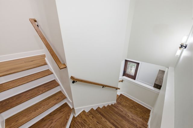 1323-1325 Home Avenue, Berwyn, IL 60402