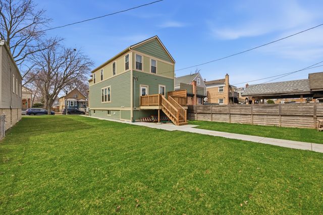 1323-1325 Home Avenue, Berwyn, IL 60402