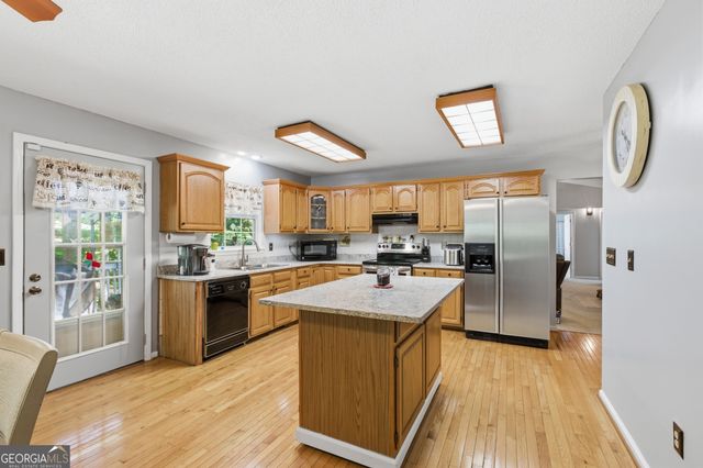 325 Springwood Drive, Clarkesville, GA 30523