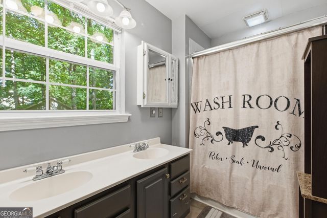 325 Springwood Drive, Clarkesville, GA 30523
