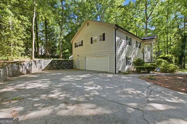 325 Springwood Drive, Clarkesville, GA 30523