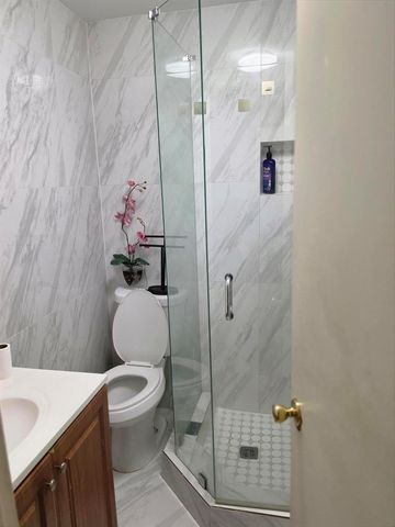 4818 NW 58th Street, Tamarac, FL 33319