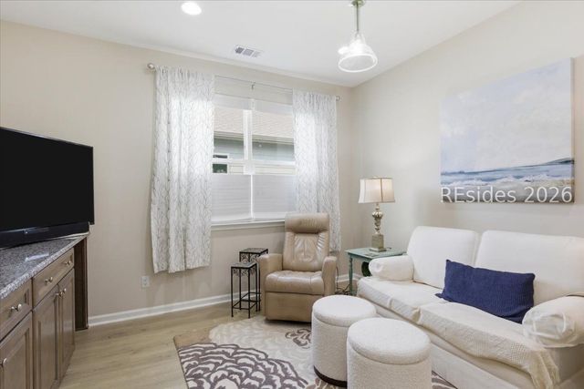 1094 Parrot Ave, Hardeeville, SC 29927