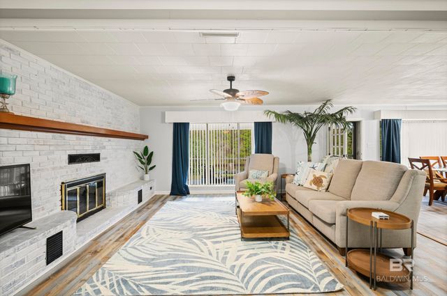 10088 Coleman Lane, Elberta, AL 36530