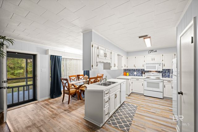 10088 Coleman Lane, Elberta, AL 36530