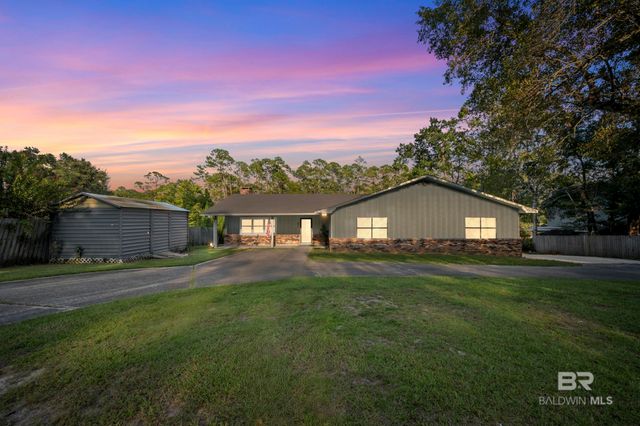 10088 Coleman Lane, Elberta, AL 36530