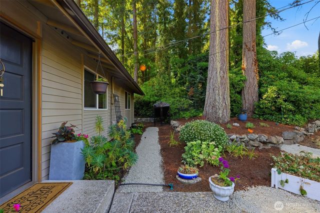3402 72nd Avenue NW, Gig Harbor, WA 98335