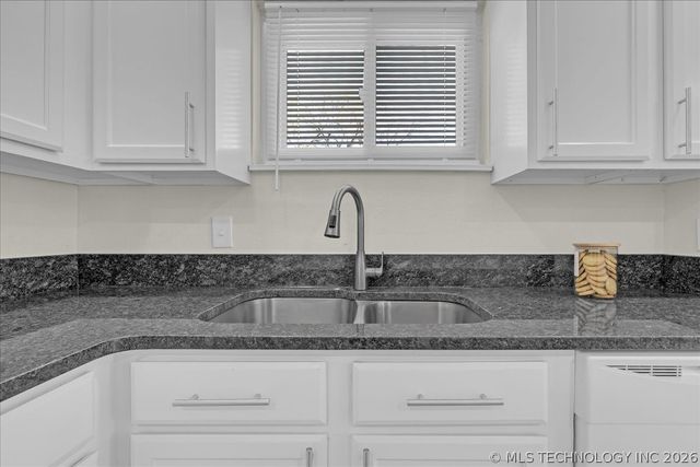 4534 E 6th Street, Tulsa, OK 74112