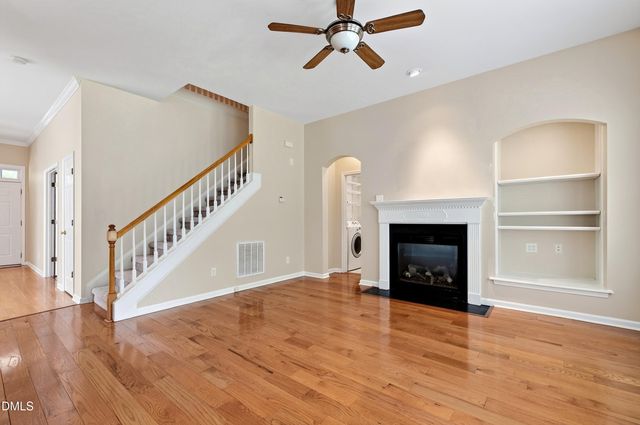 118 N Fields Circle, Chapel Hill, NC 27516