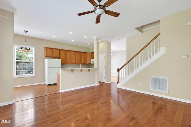 118 N Fields Circle, Chapel Hill, NC 27516