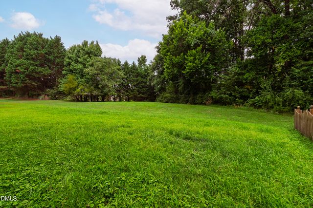 118 N Fields Circle, Chapel Hill, NC 27516