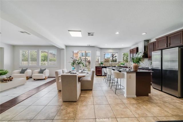 6835 Noric Circle, Eastvale, CA 92880