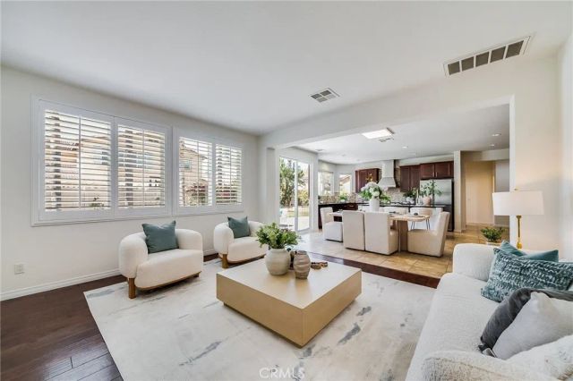 6835 Noric Circle, Eastvale, CA 92880