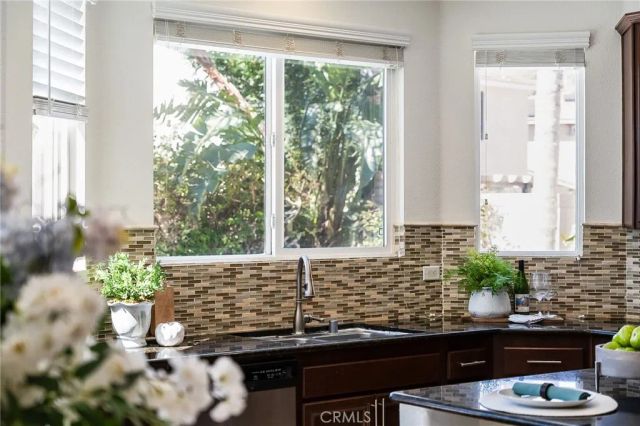 6835 Noric Circle, Eastvale, CA 92880