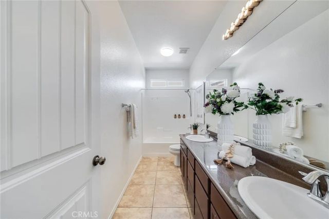 6835 Noric Circle, Eastvale, CA 92880