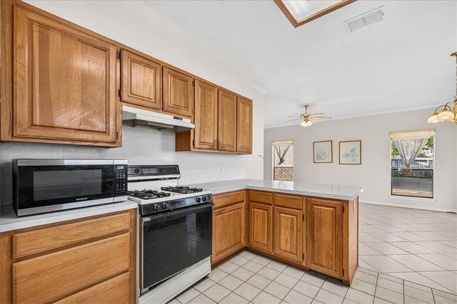 1006 Harbor Village Dr, Corpus Christi, TX 78412