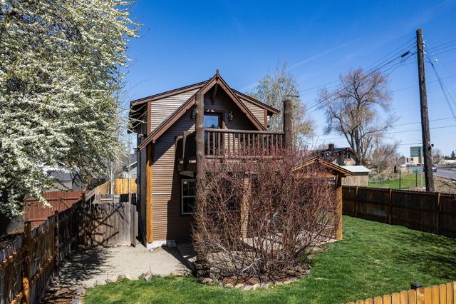 106 NW Colorado Avenue, Bend, OR 97703