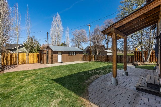 106 NW Colorado Avenue, Bend, OR 97703