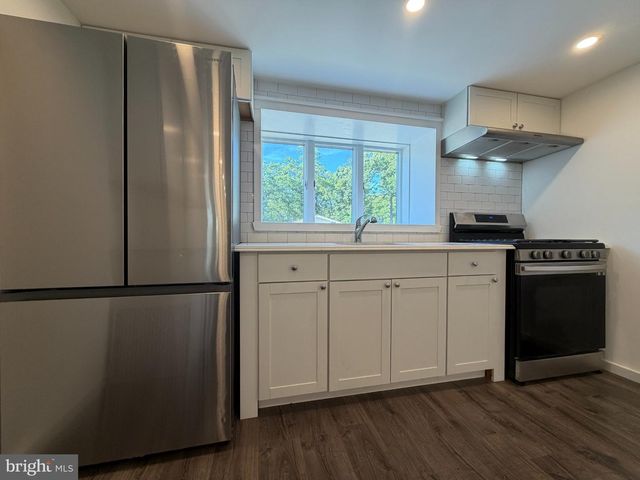 66 ROBERTS RD, Toms River, NJ 08755