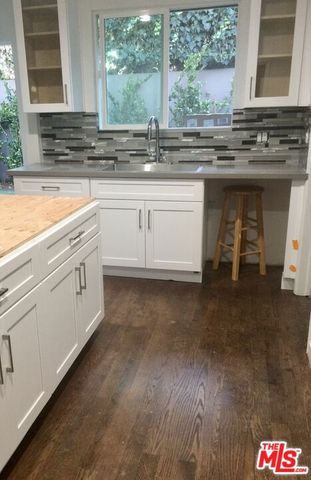 1581 Manning Avenue, Los Angeles, CA 90024