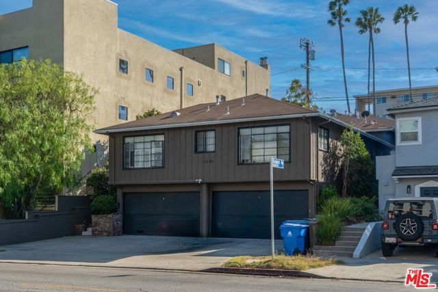 1581 Manning Avenue, Los Angeles, CA 90024