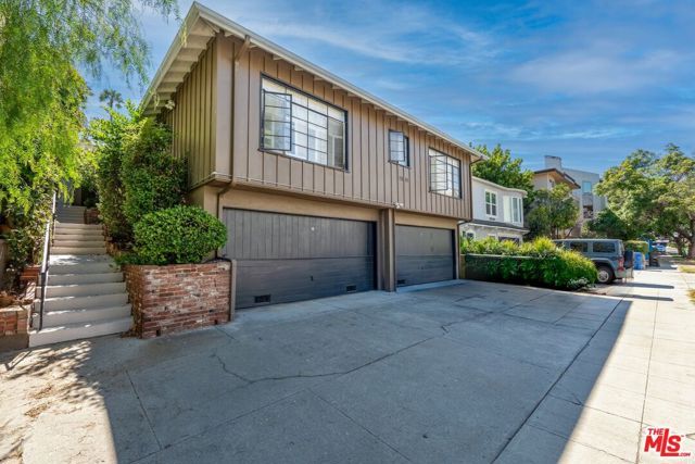 1581 Manning Avenue, Los Angeles, CA 90024