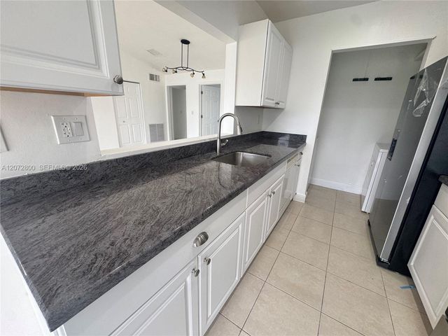 11002 SW 122nd Place 11002, Miami, FL 33186