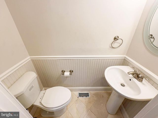 12912 MARLTON CENTER DR, Upper Marlboro, MD 20772