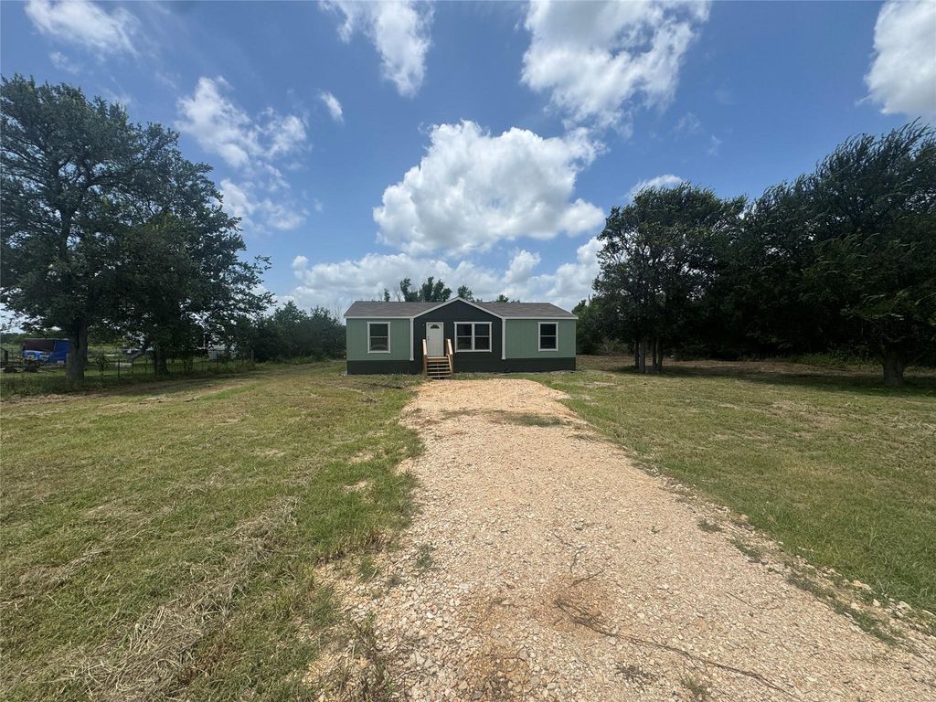 7855 Taylorsville RD, Dale, TX 78616