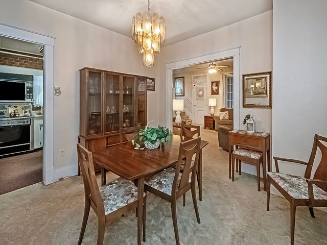 434 E 7th Ave, Tarentum, PA 15084