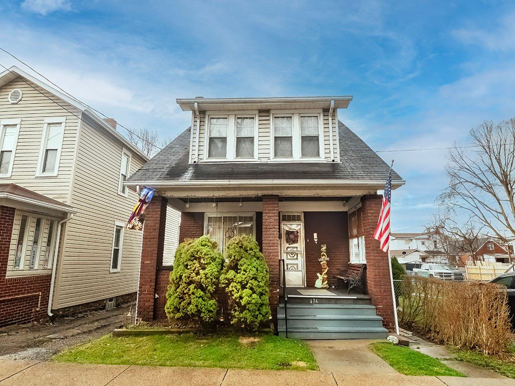 434 E 7th Ave, Tarentum, PA 15084