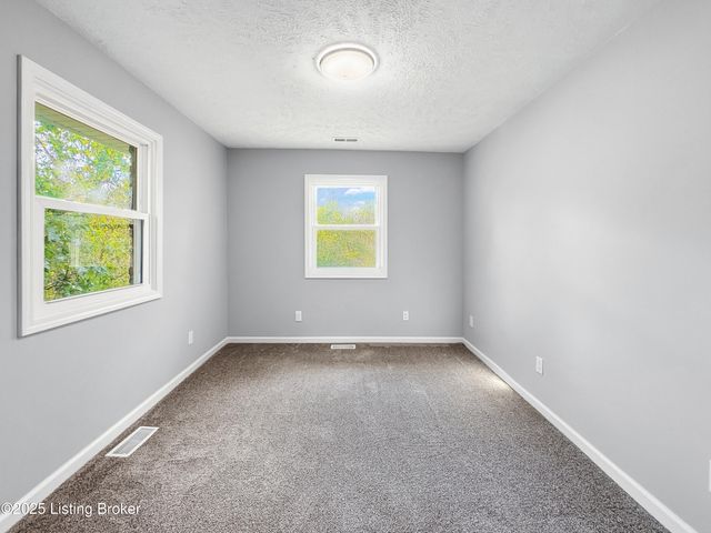 13020 E Orell Rd, Louisville, KY 40272