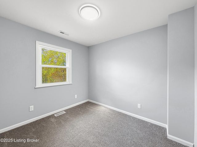 13020 E Orell Rd, Louisville, KY 40272