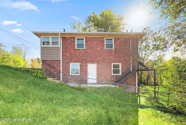 13020 E Orell Rd, Louisville, KY 40272
