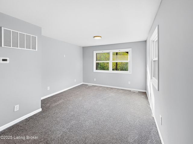 13020 E Orell Rd, Louisville, KY 40272