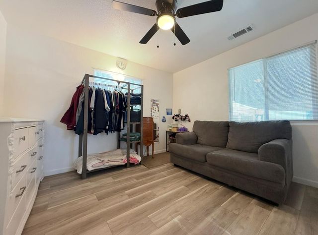 474 First Street, Lindsay, CA 93247