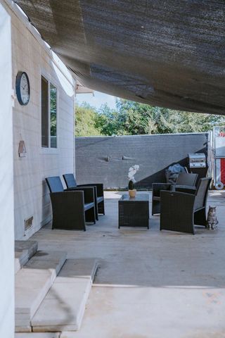 474 First Street, Lindsay, CA 93247