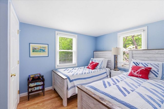 9 Cushing Dr, Plymouth, MA 02360