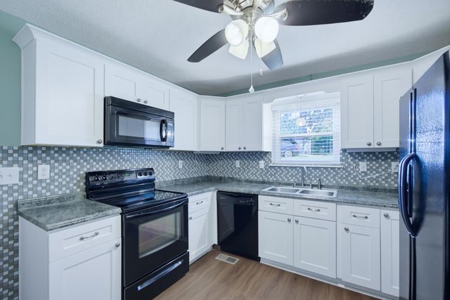 7318 Hydrus Drive, Harrison, TN 37341