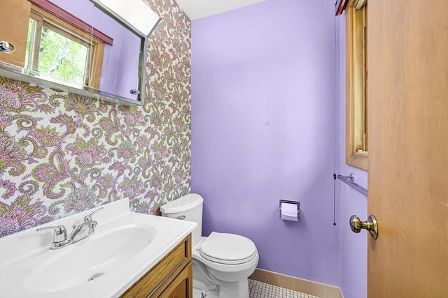 921 Greenwich DRIVE, Madison, WI 53711