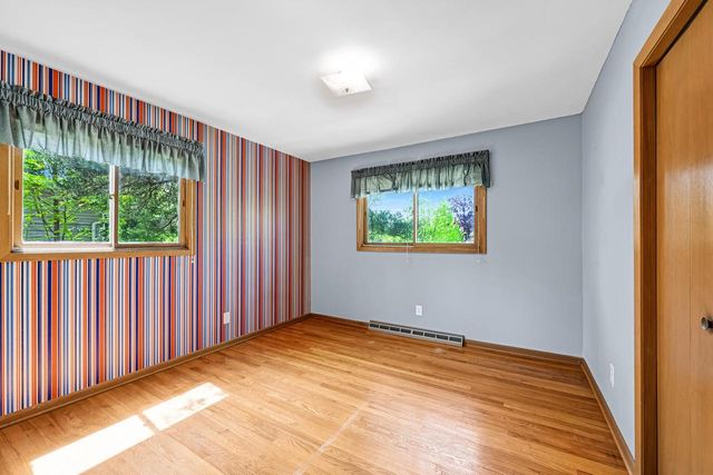 921 Greenwich DRIVE, Madison, WI 53711
