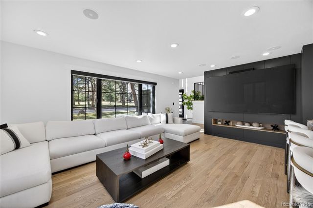 6 Pourtales Road, Colorado Springs, CO 80906