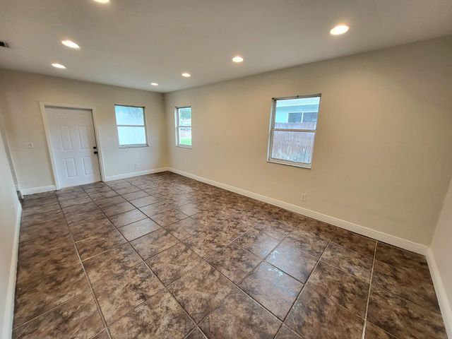 588 Charles Drive, Melbourne, FL 32935