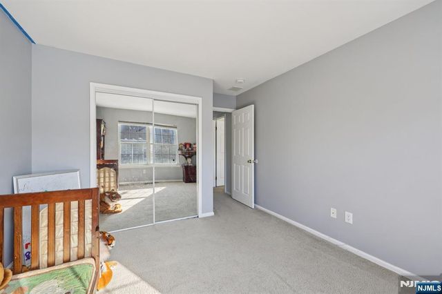 459 Lost River Court, Mahwah, NJ 07430