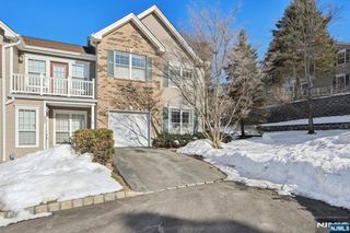 459 Lost River Court, Mahwah, NJ 07430