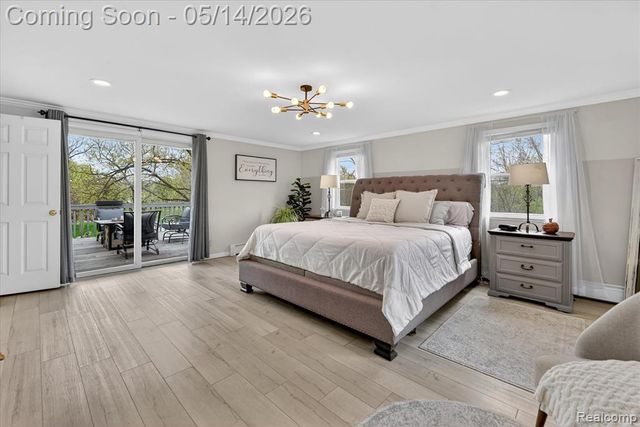 12409 N Fenton Road, Fenton, MI 48430