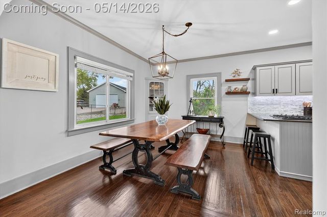 12409 N Fenton Road, Fenton, MI 48430